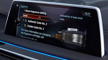 BMW 740Ld xDrive - infotainment