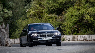 BMW 740Ld xDrive - front cornering