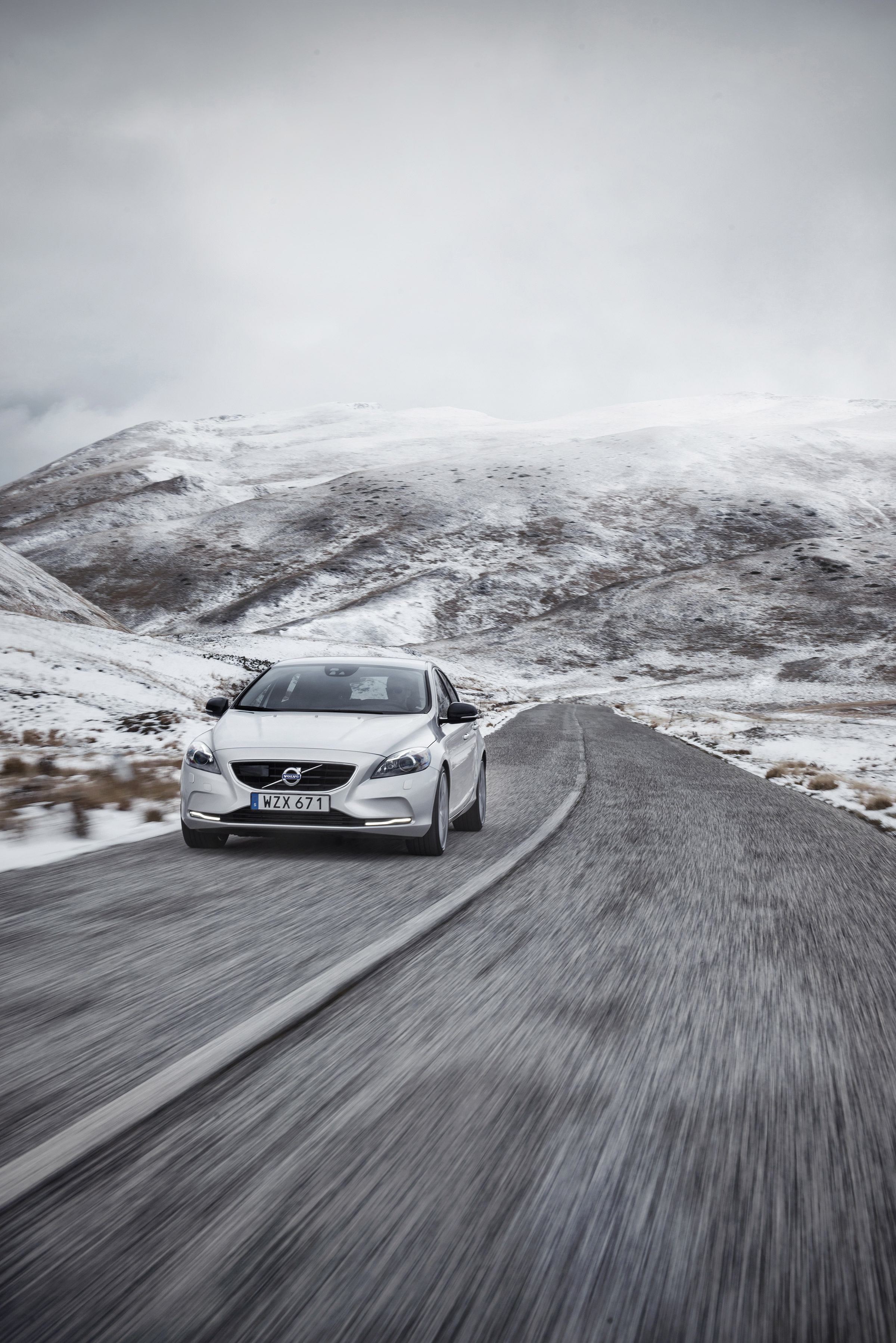 Volvo V40 Polestar Performance parts - front tracking