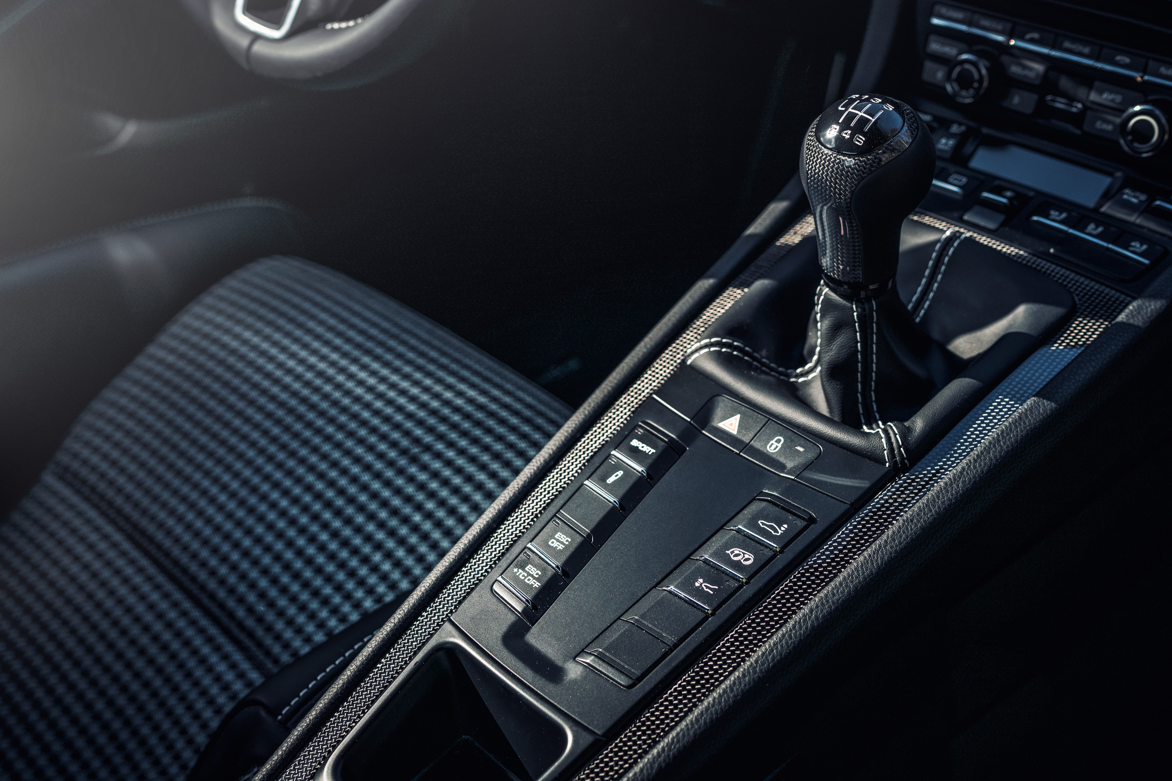 Porsche 911 R ride review - centre console