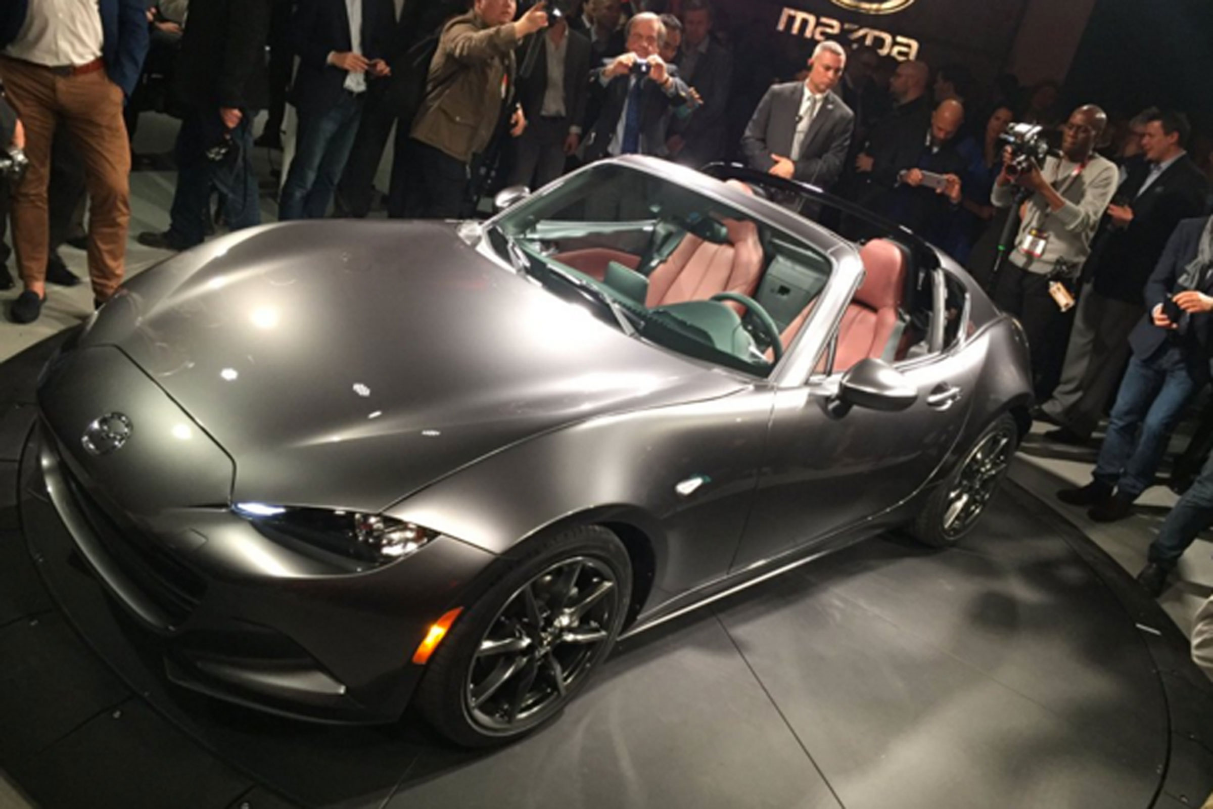 Mazda MX-5 RF - front
