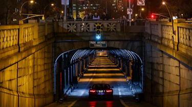 Jaguar F-Type SVR Tunnel Run - down tunnel