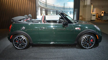 MINI John Cooper Works Convertible - New York side