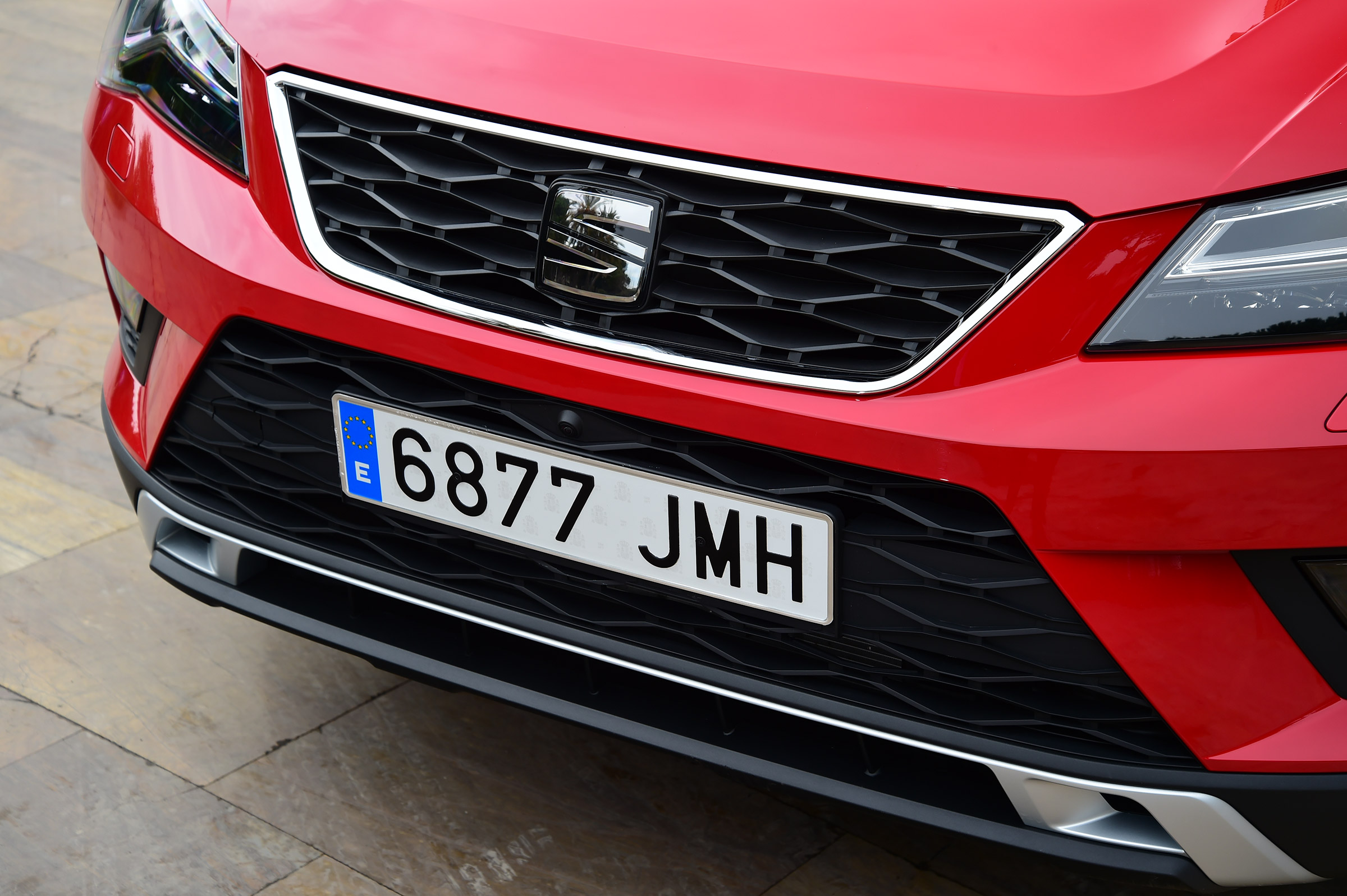 SEAT Ateca - front grille