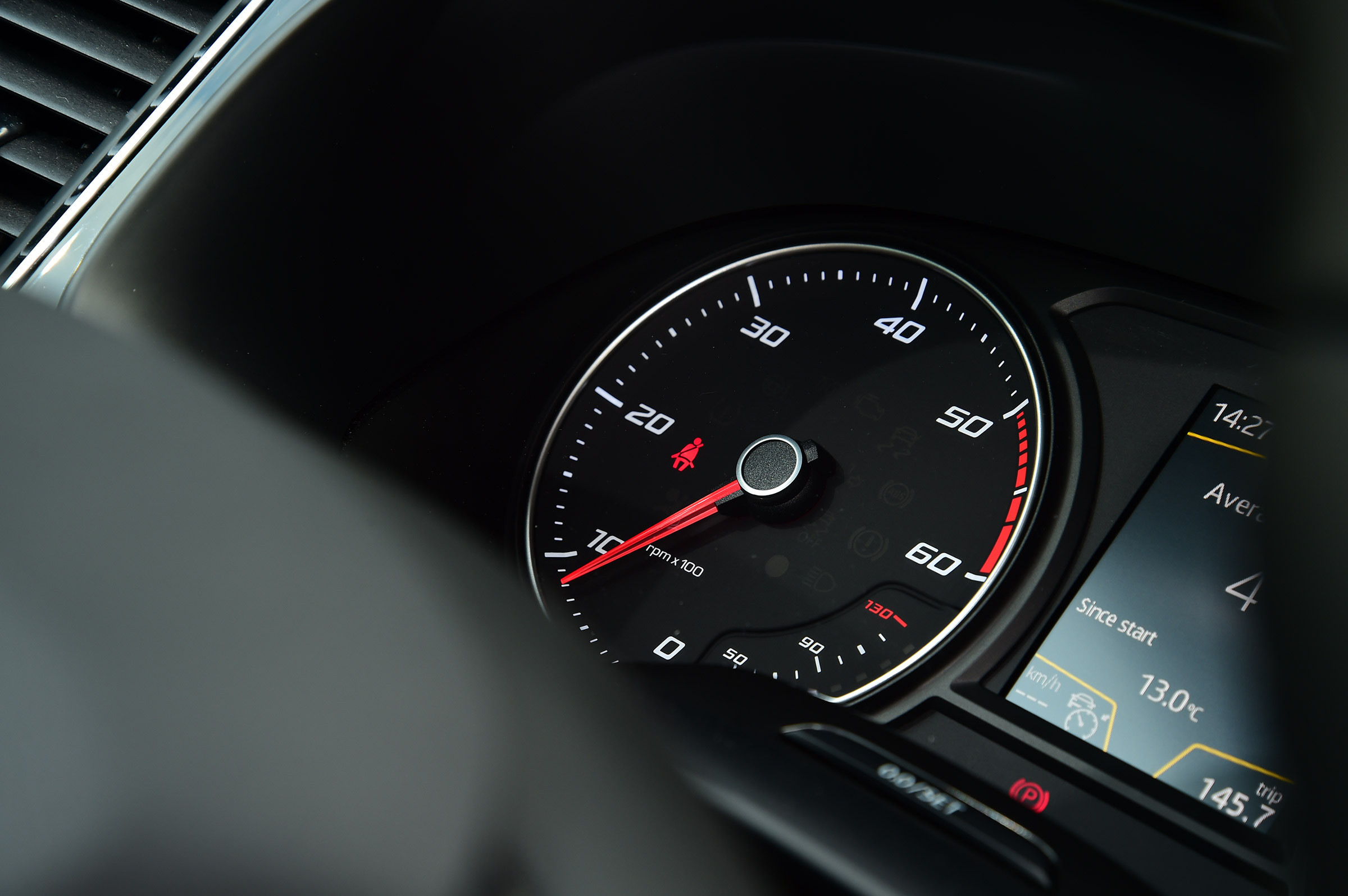 SEAT Ateca - rev counter