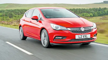 Vauxhall Astra BiTurbo 2016 - front tracking