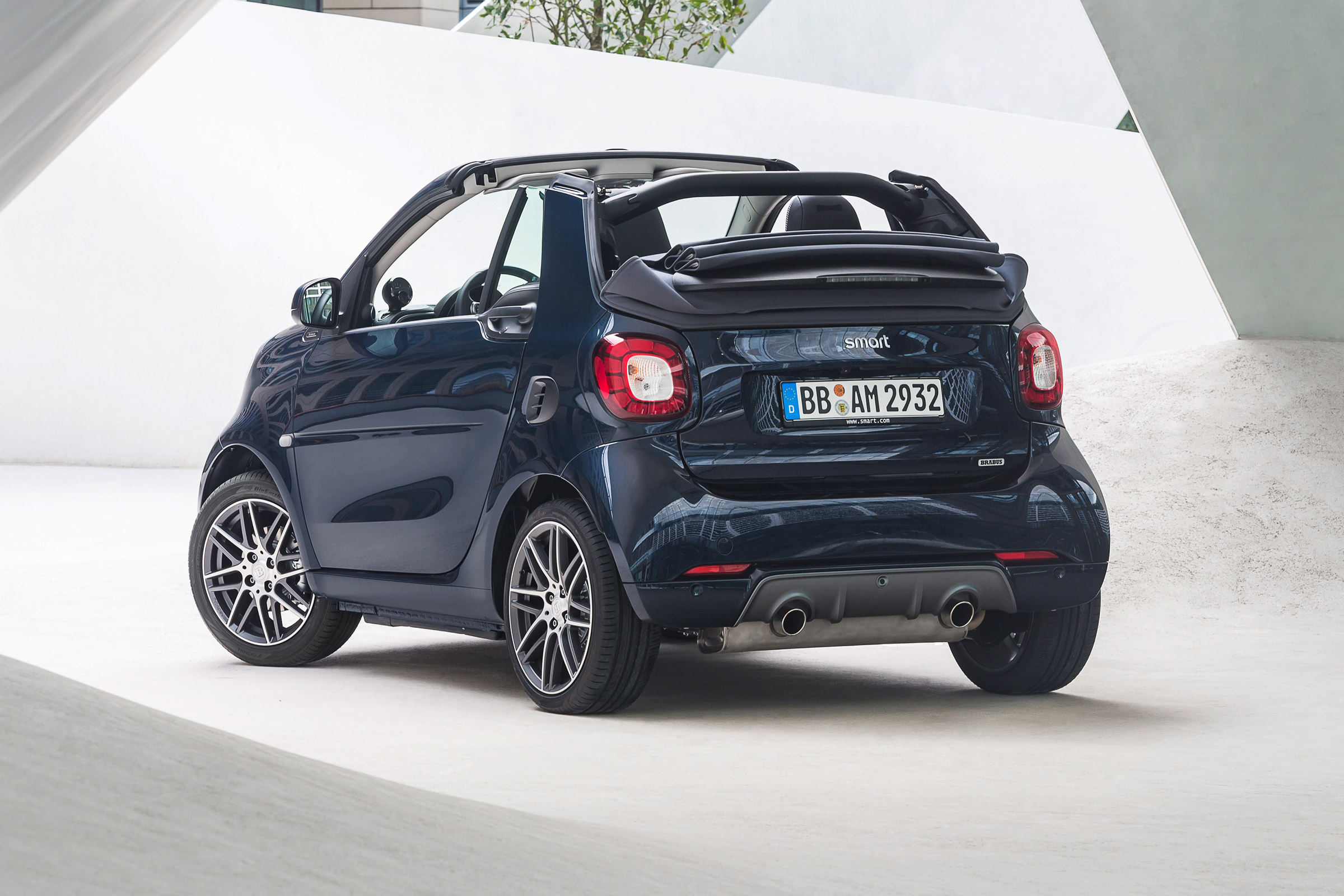 Smart ForTwo and ForFour Brabus cabrio rear static