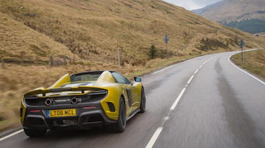 McLaren 675LT Spider 2016 - rear tracking