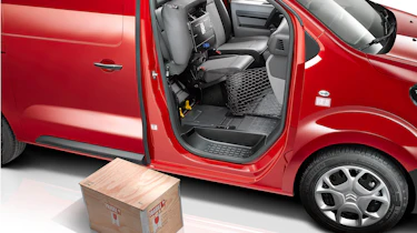 Citroen Dispatch front seats