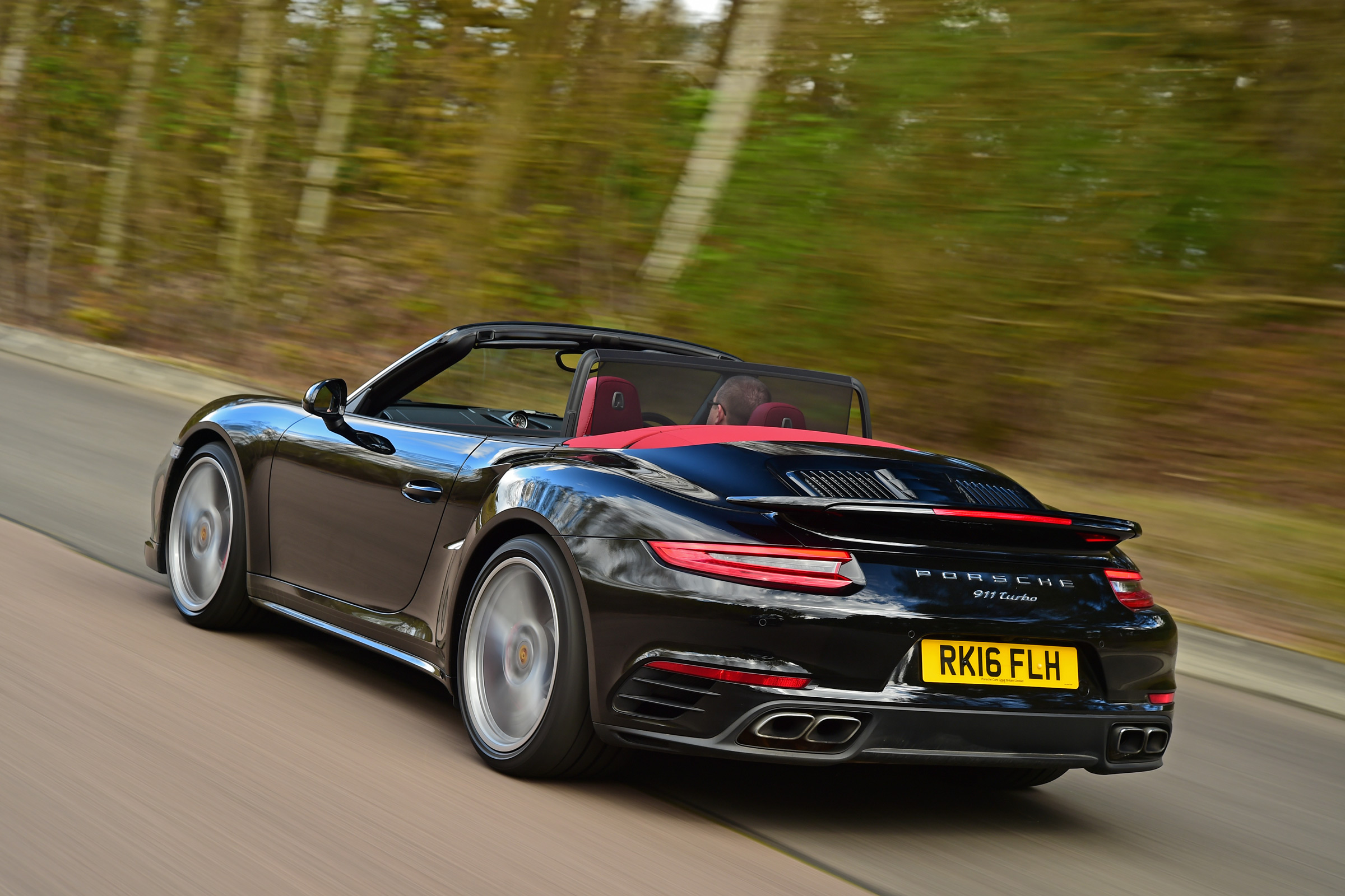 Porsche 911 Turbo Cabriolet 2016 - rear tracking 2