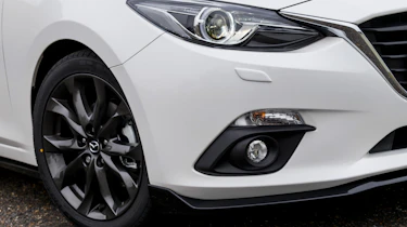 Mazda 3 Sport Black - headlight