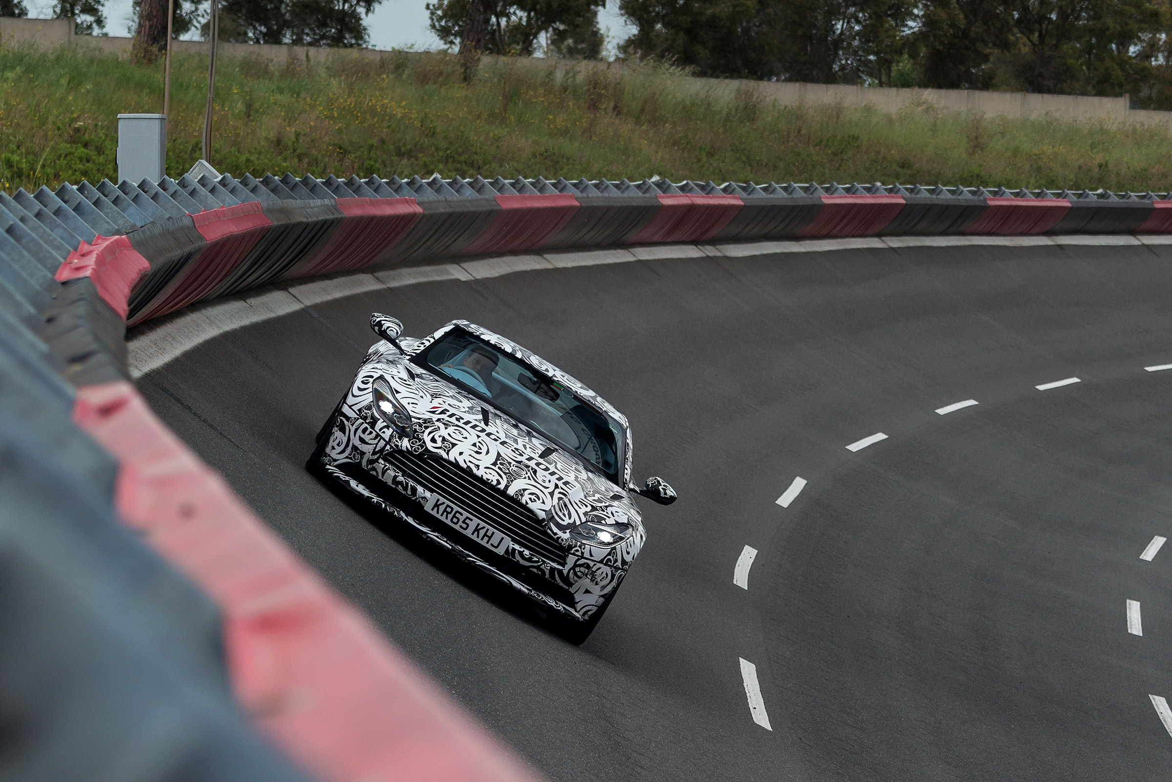Aston Martin DB11 prototype - front banking