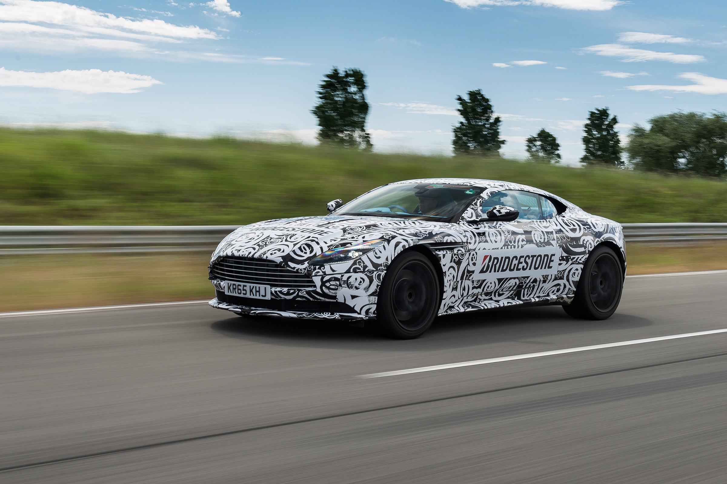 Aston Martin DB11 prototype - front tracking