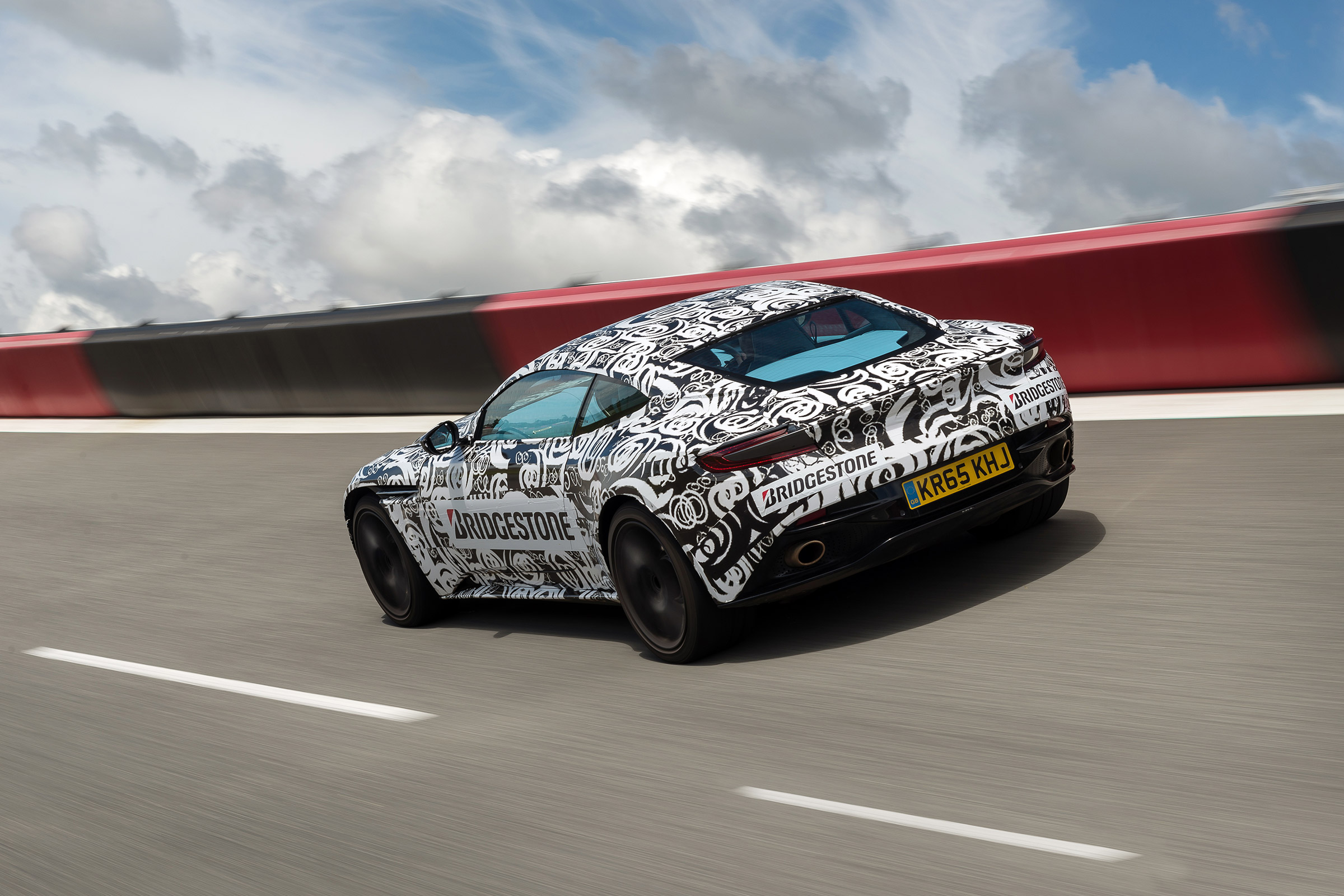 Aston Martin DB11 prototype - rear banking
