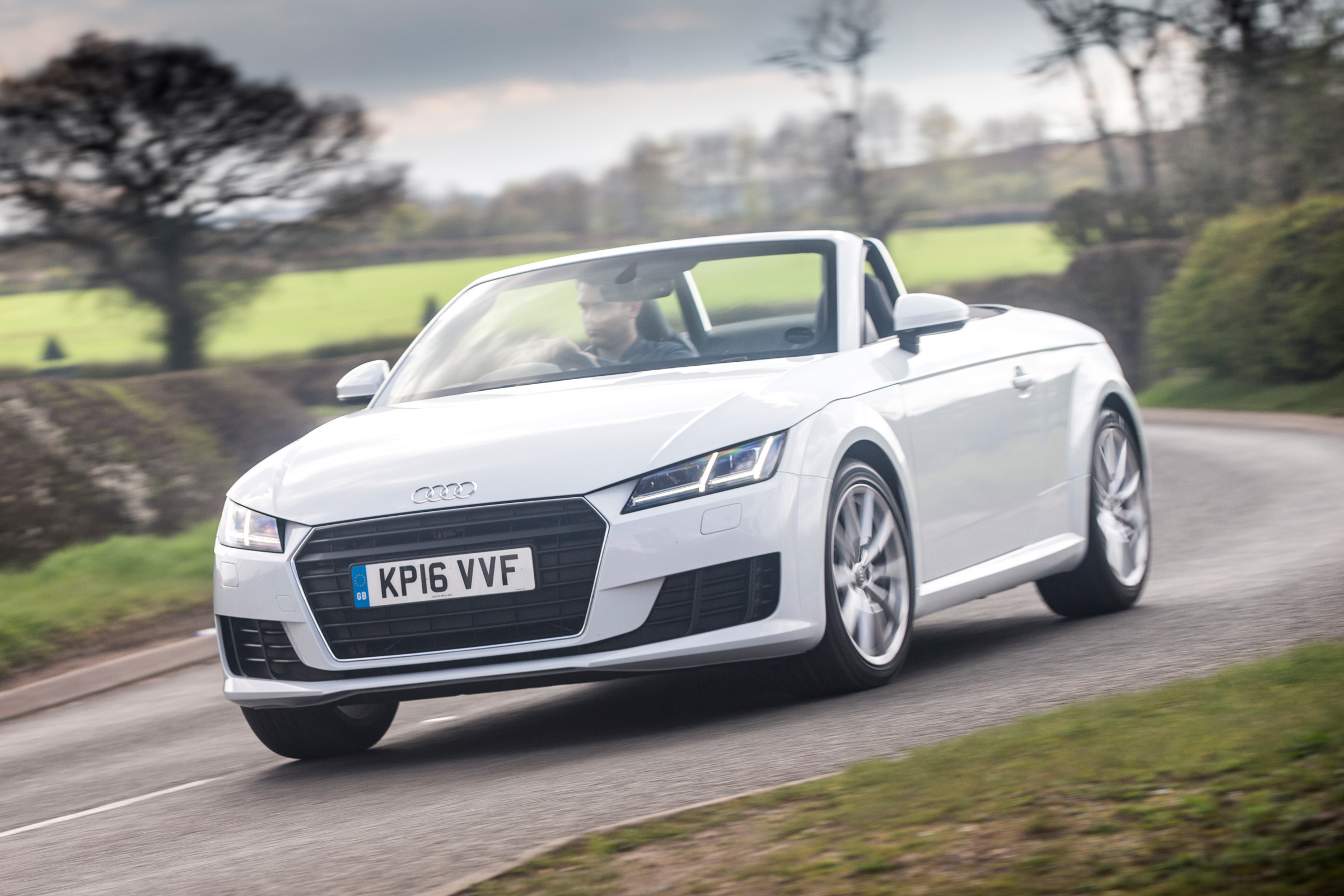 Audi TT Roadster 180 2016 - front cornering 2