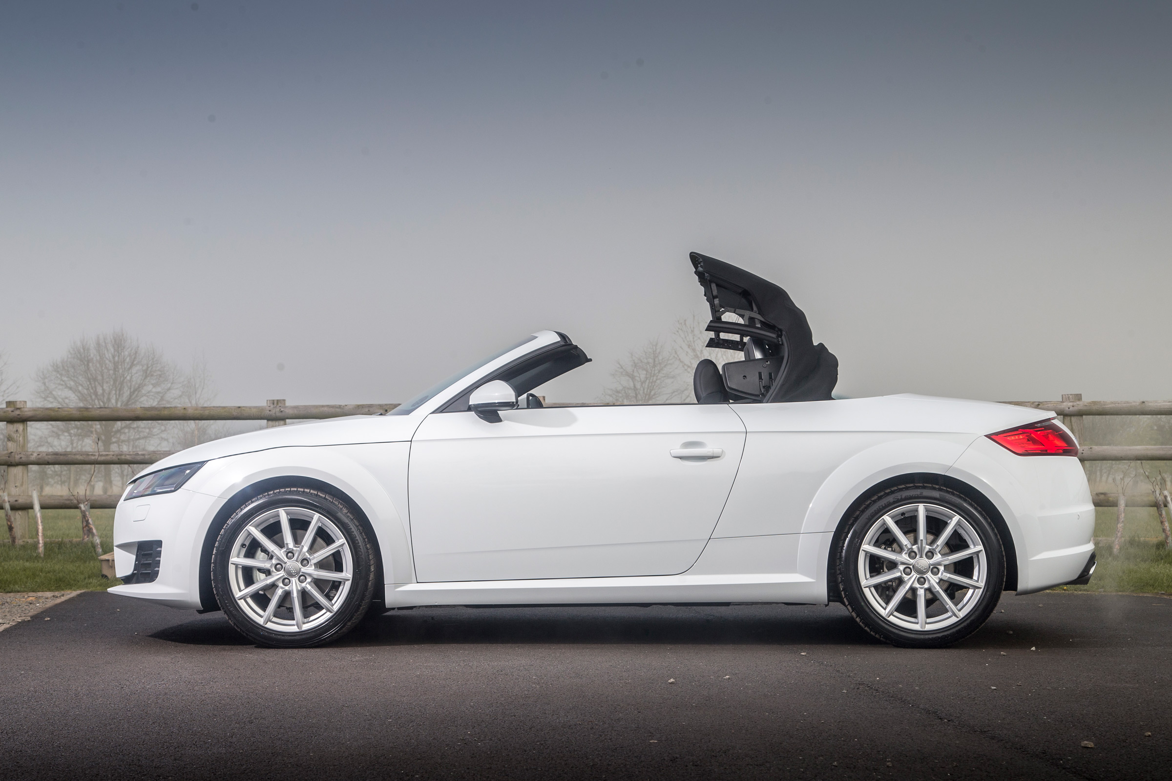 Audi TT Roadster 180 2016 - roof closing
