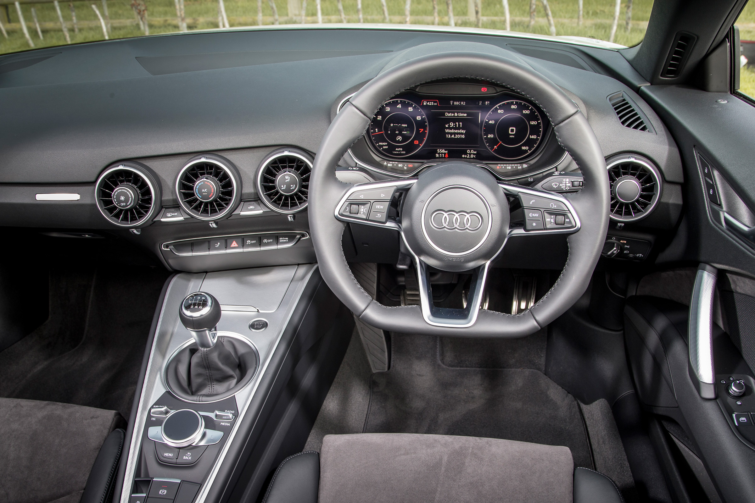 Audi TT Roadster 180 2016 - interior