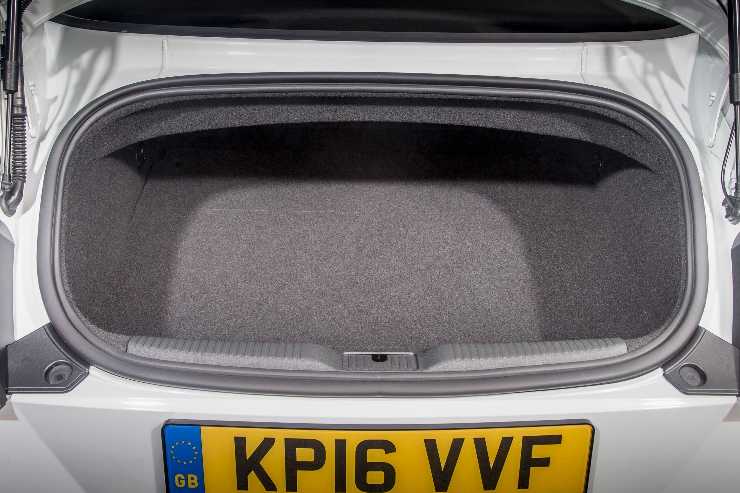 Audi TT Roadster 180 2016 - boot