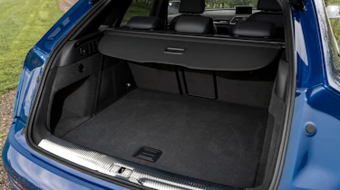 Audi RS Q3 Performance 2016 - boot