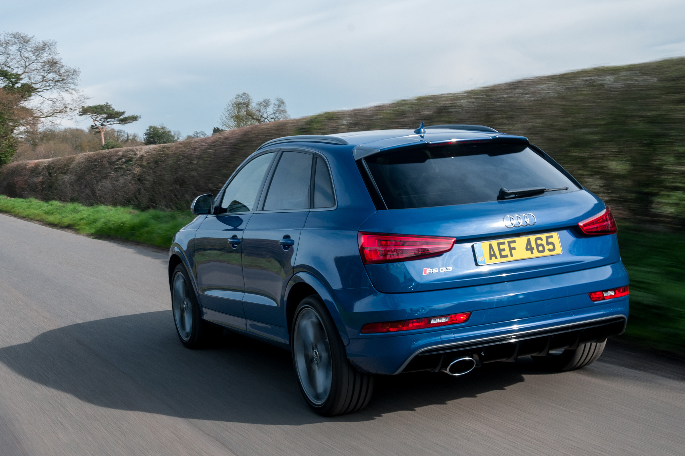 Audi RS Q3 Performance 2016 - rear tracking