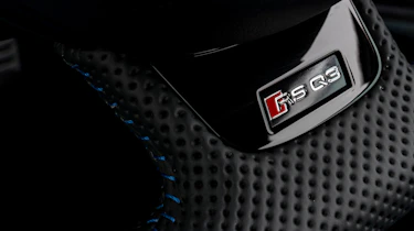 Audi RS Q3 Performance 2016 - steering wheel