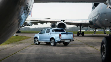 Isuzu D-Max Centurion - rear quarter