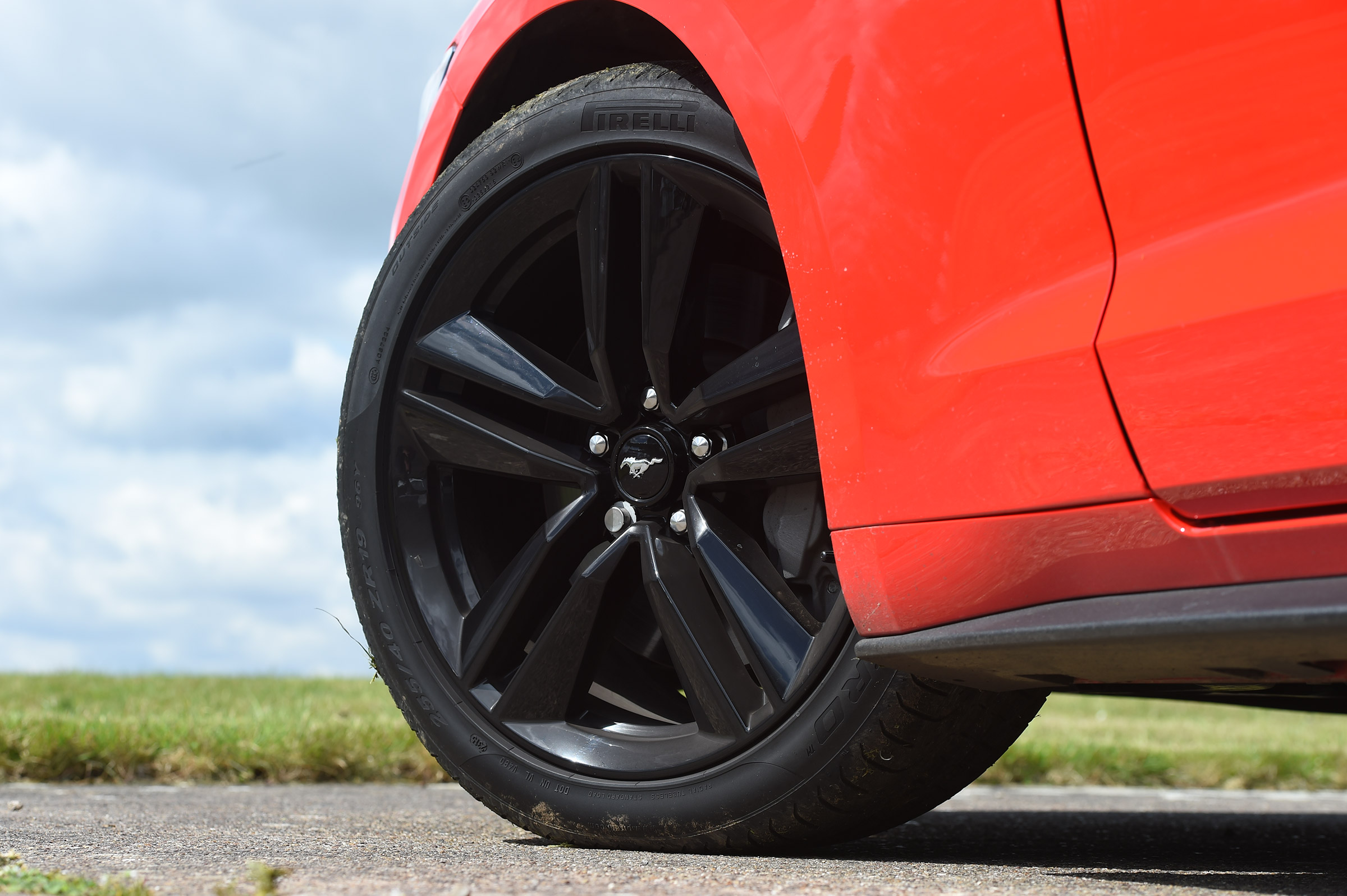 Ford Mustang 2.3 Convertible - wheel