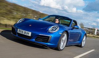 Porsche 911 Targa 2016 UK - front tracking
