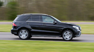 Mercedes GLE 350d - side