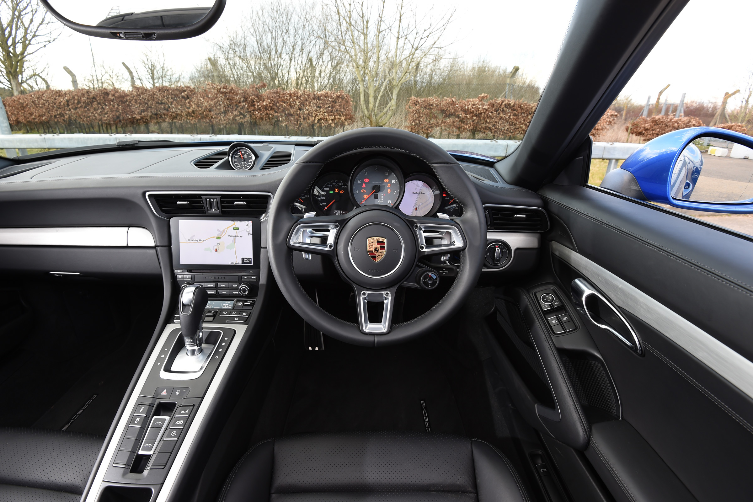 Porsche 911 Targa 2016 UK - interior