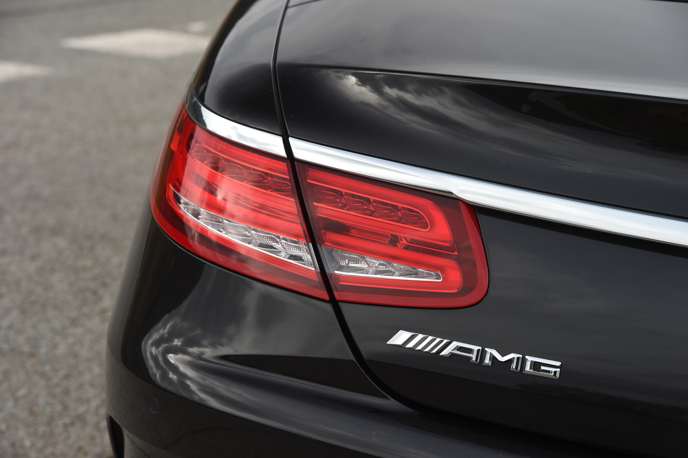 Mercedes-AMG S 63 Cabriolet 2016 - rear light