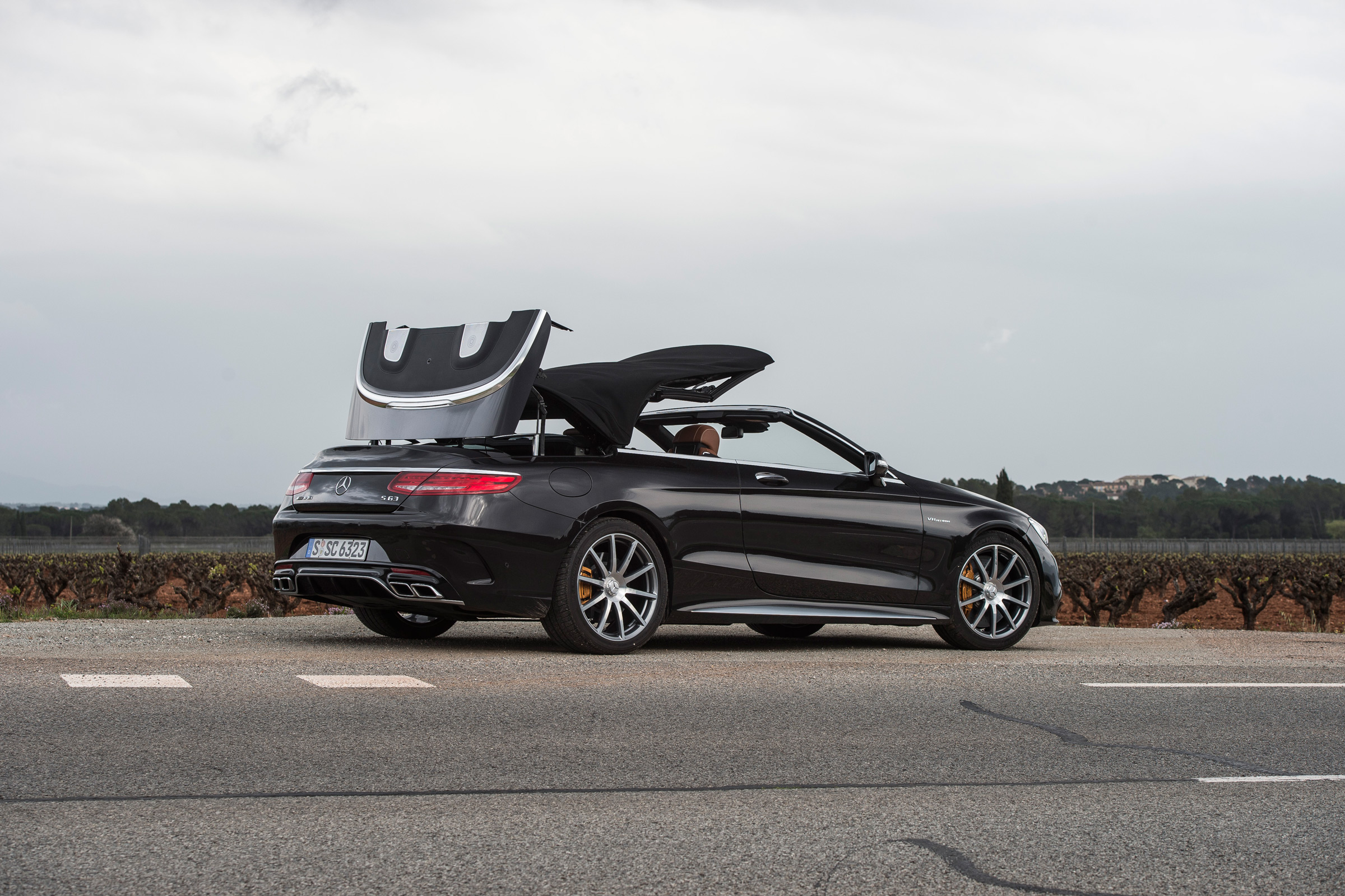 Mercedes-AMG S 63 Cabriolet 2016 - roof closing