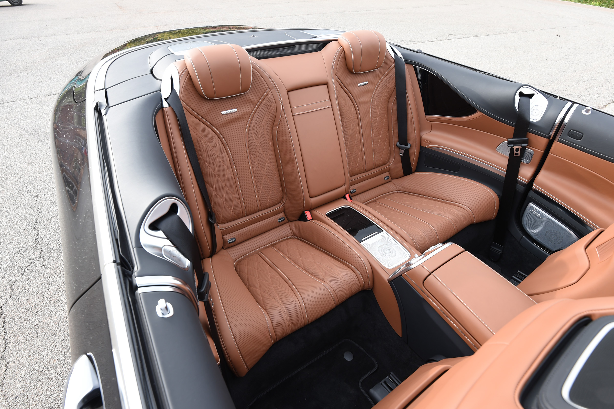 Mercedes-AMG S 63 Cabriolet 2016 - rear seats