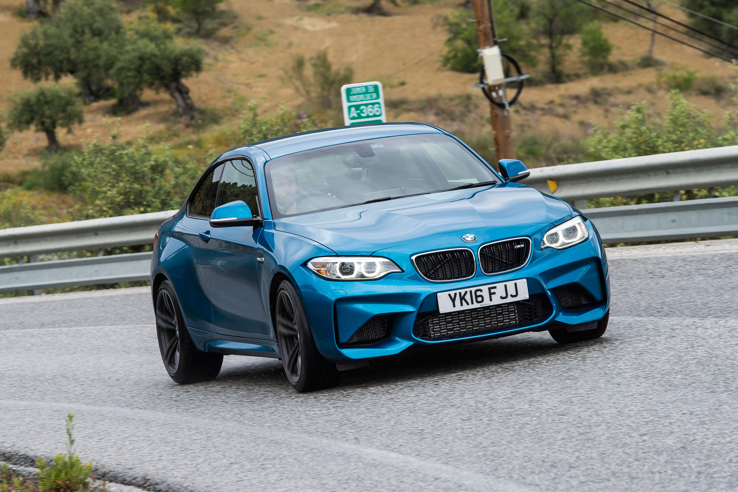 New BMW M2 Coupe UK - front cornering 3