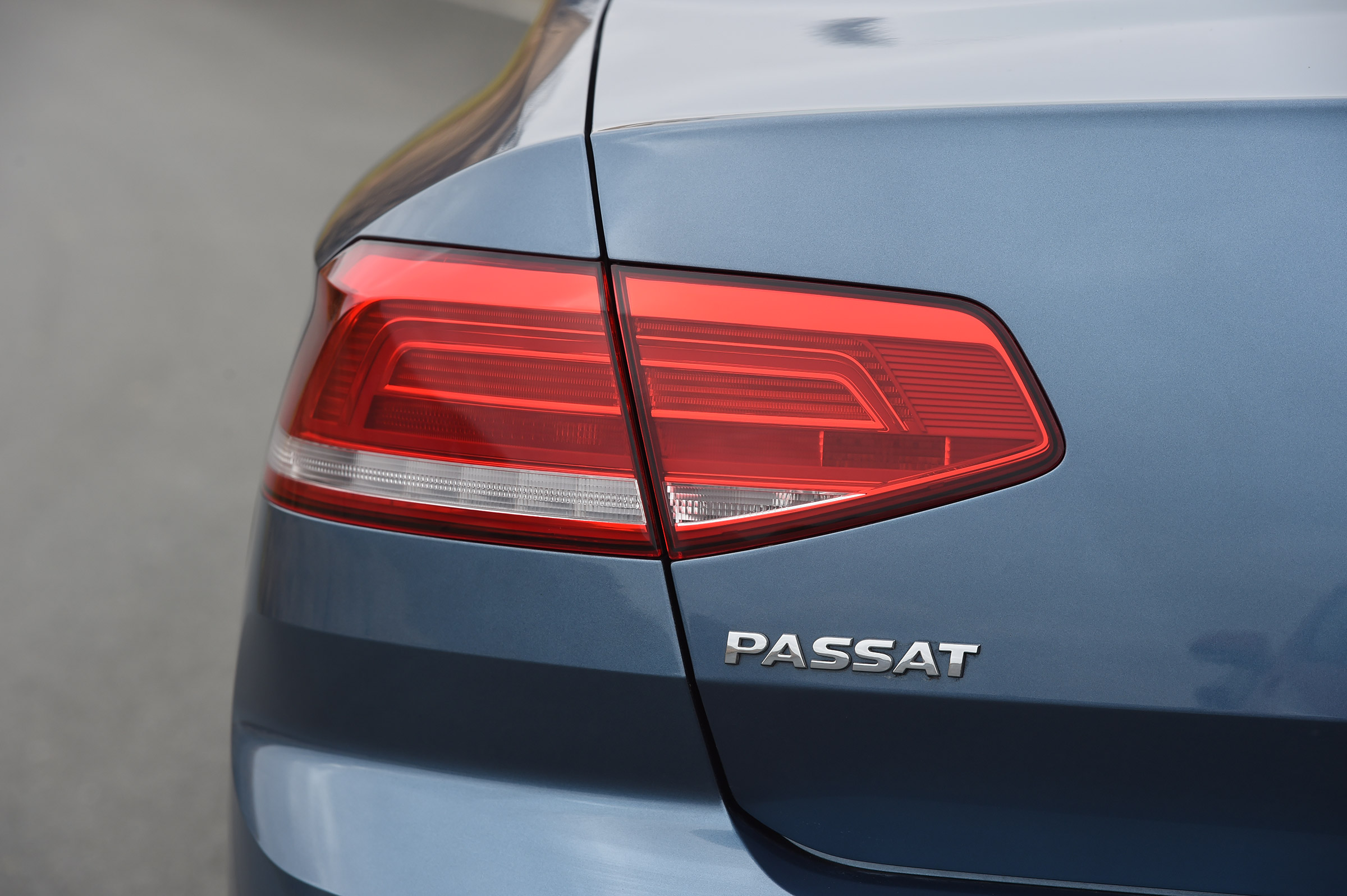 Volkswagen Passat - rear detail