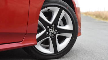 Toyota Prius - wheel detail
