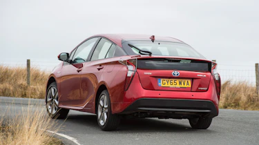 Toyota Prius - rear cornering