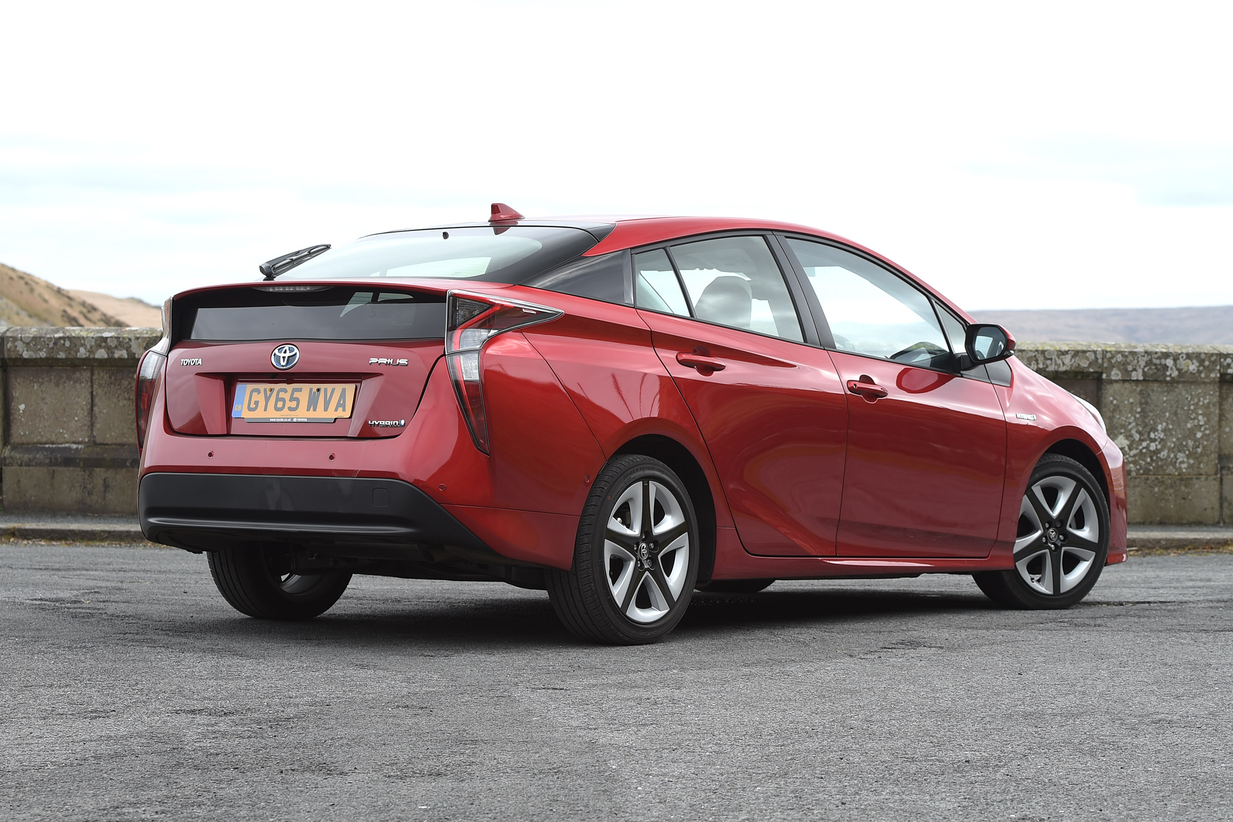 Toyota Prius - rear static