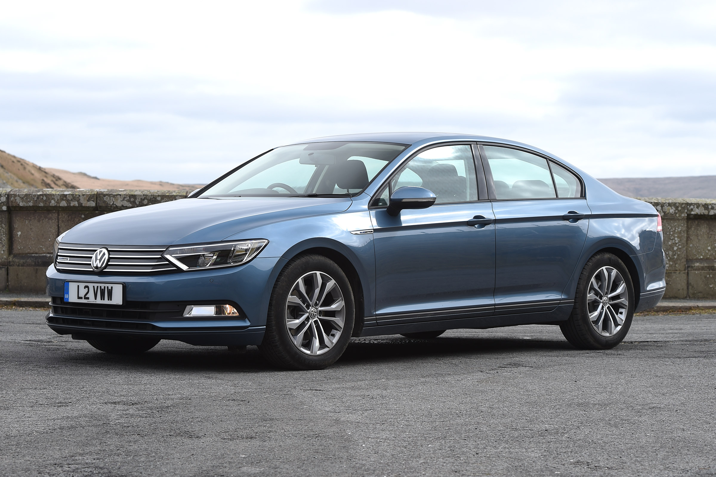 Volkswagen Passat Mk8 - front static