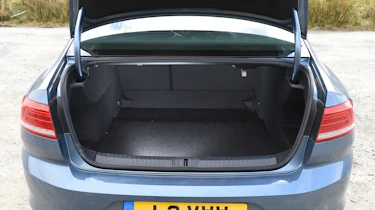 Volkswagen Passat - boot