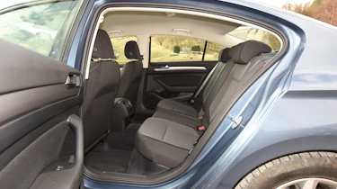 Volkswagen Passat - rear seats