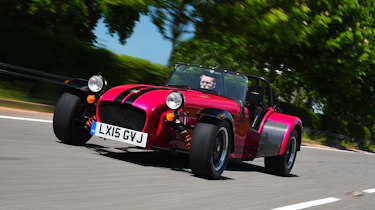 Caterham Seven 420R - front tracking