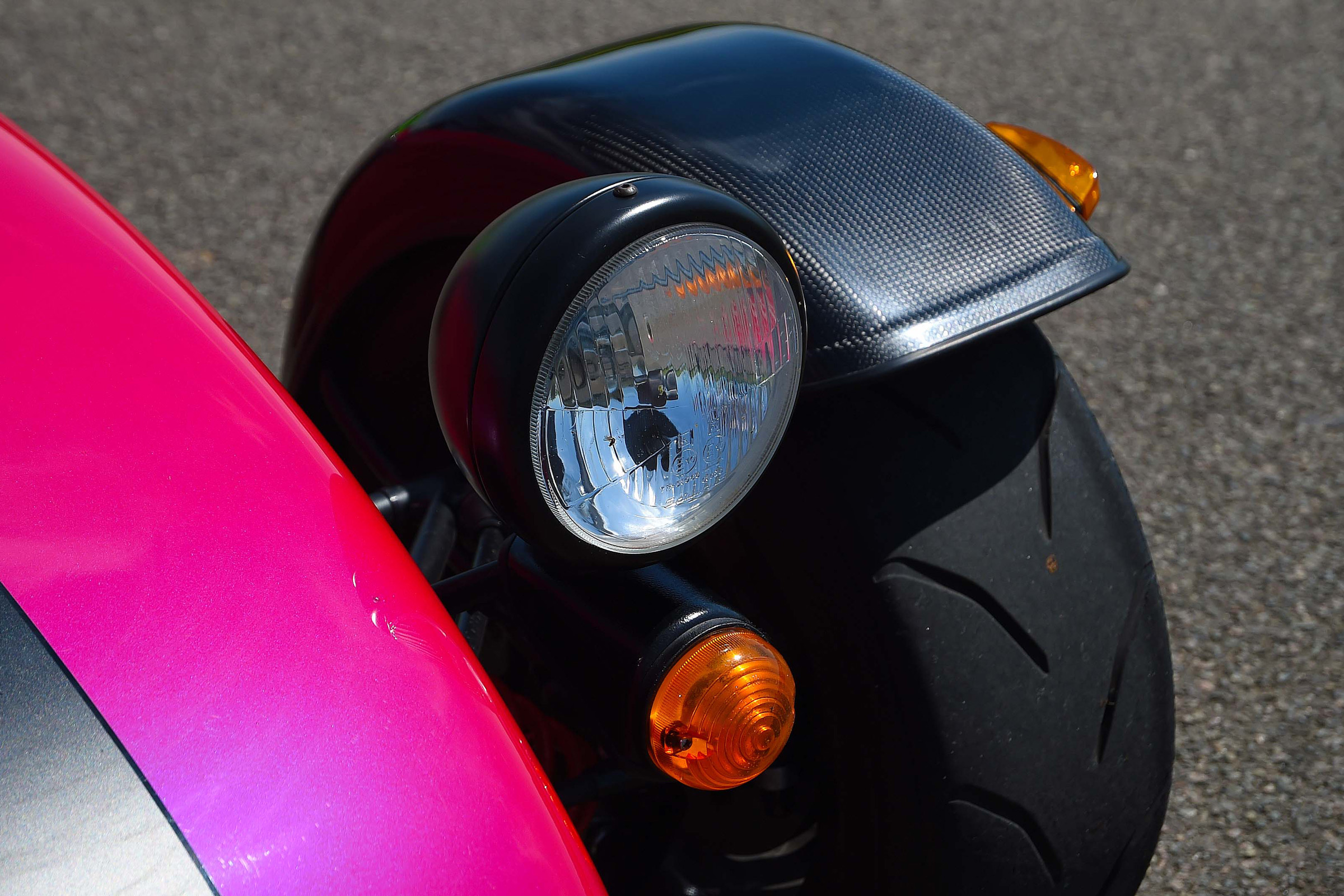Caterham Seven 420R - light detail