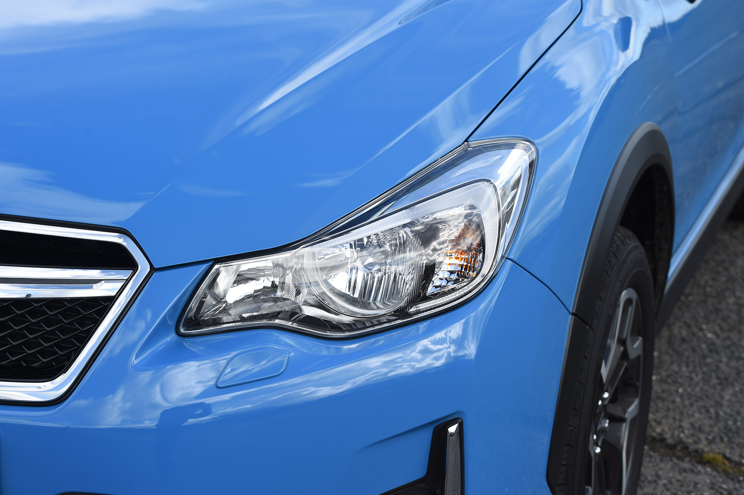 Subaru XV - front light