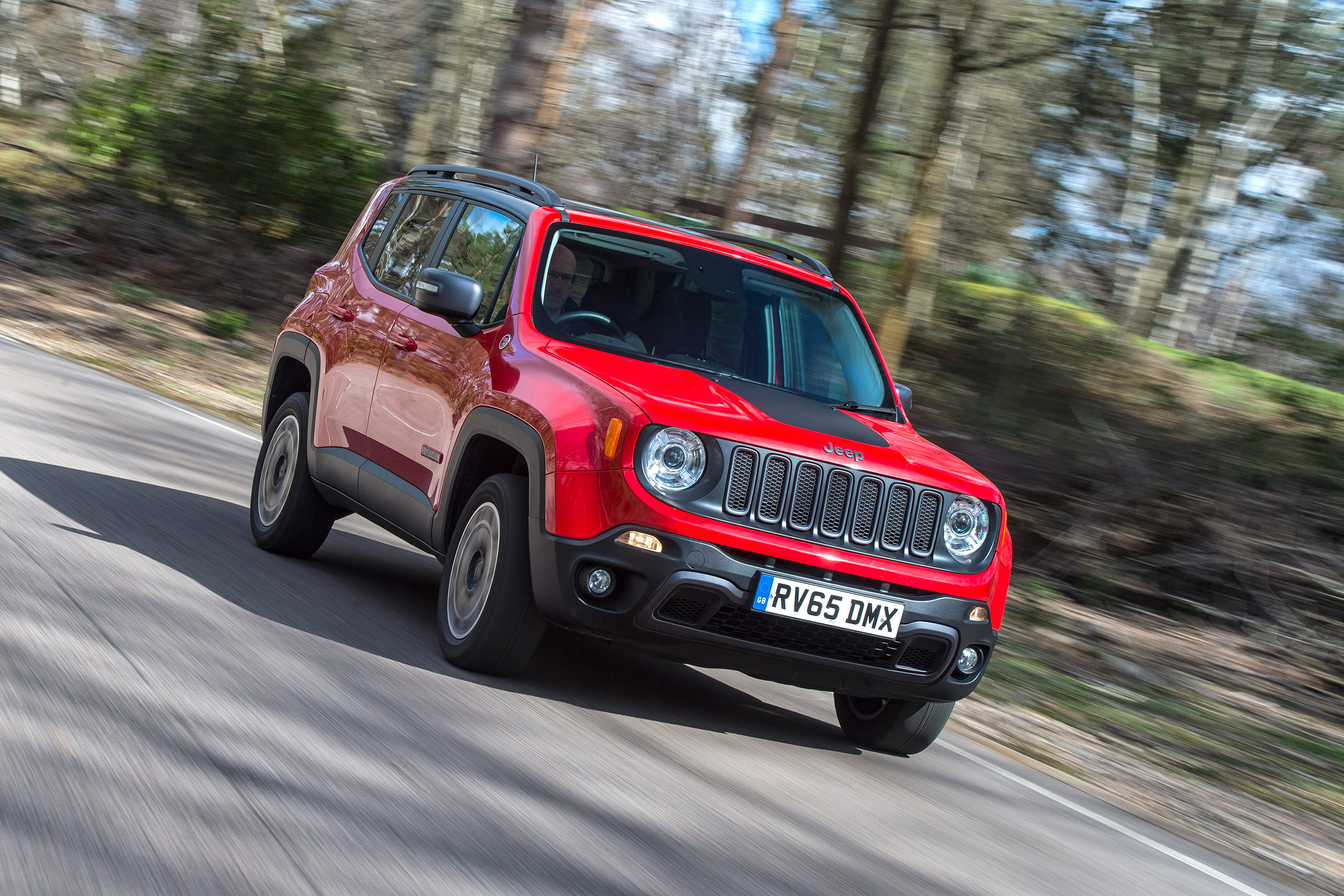 Jeep Renegade - front action