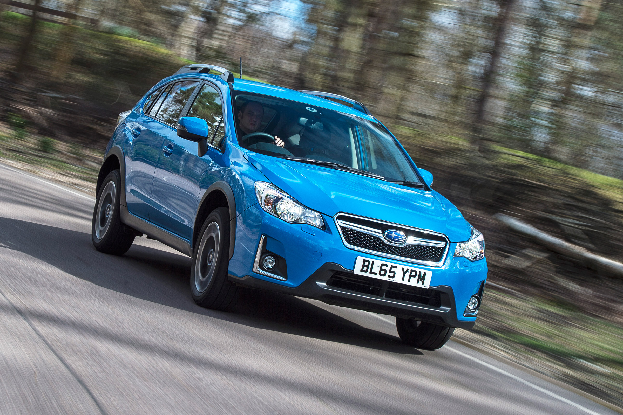 Subaru XV - front action