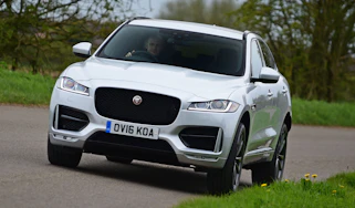 Jaguar F-Pace 2.0d R-Sport - cornering