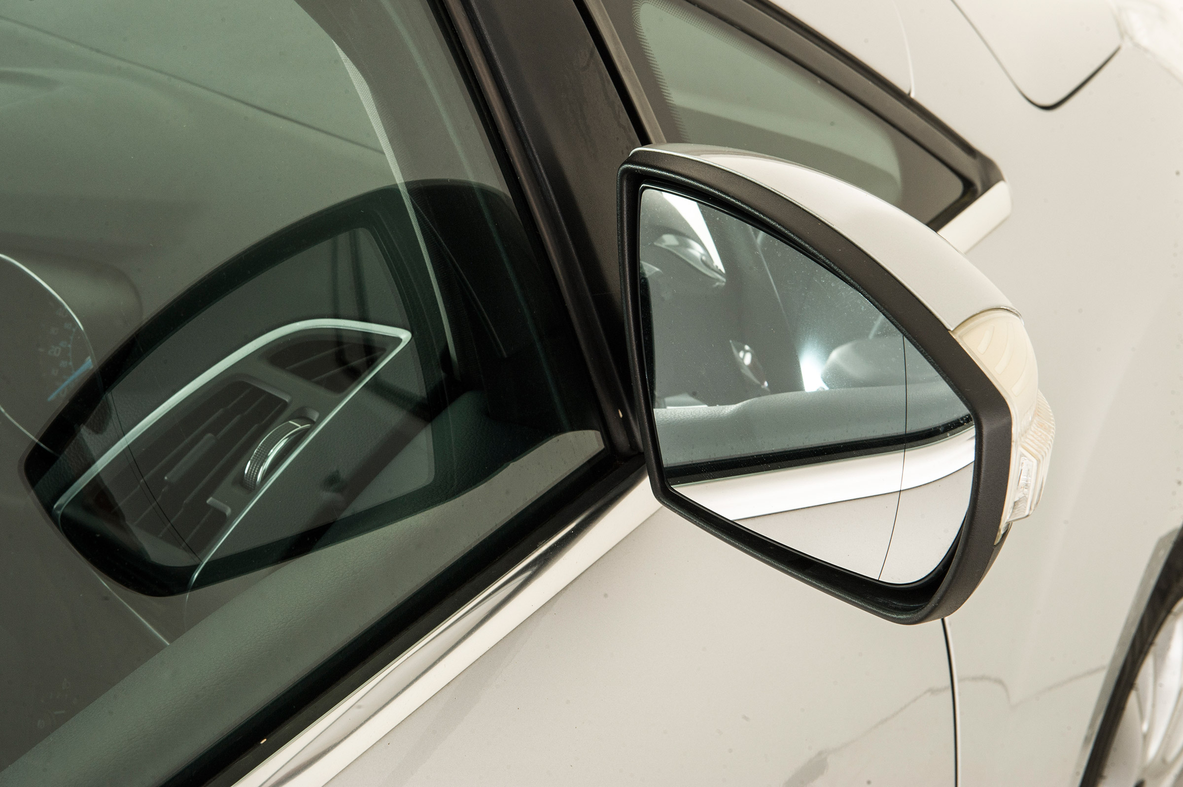 Ford C-MAX (used) - wing mirror