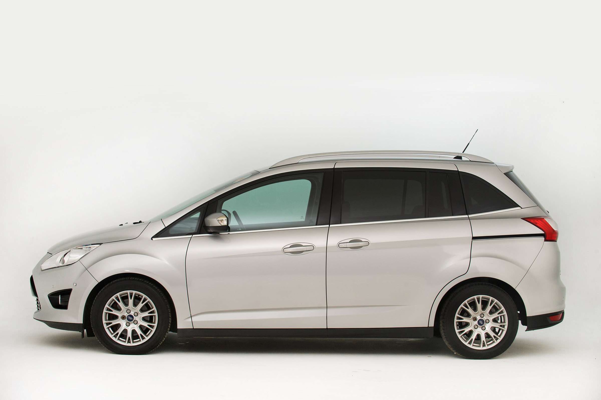 Ford C-MAX (used) - side