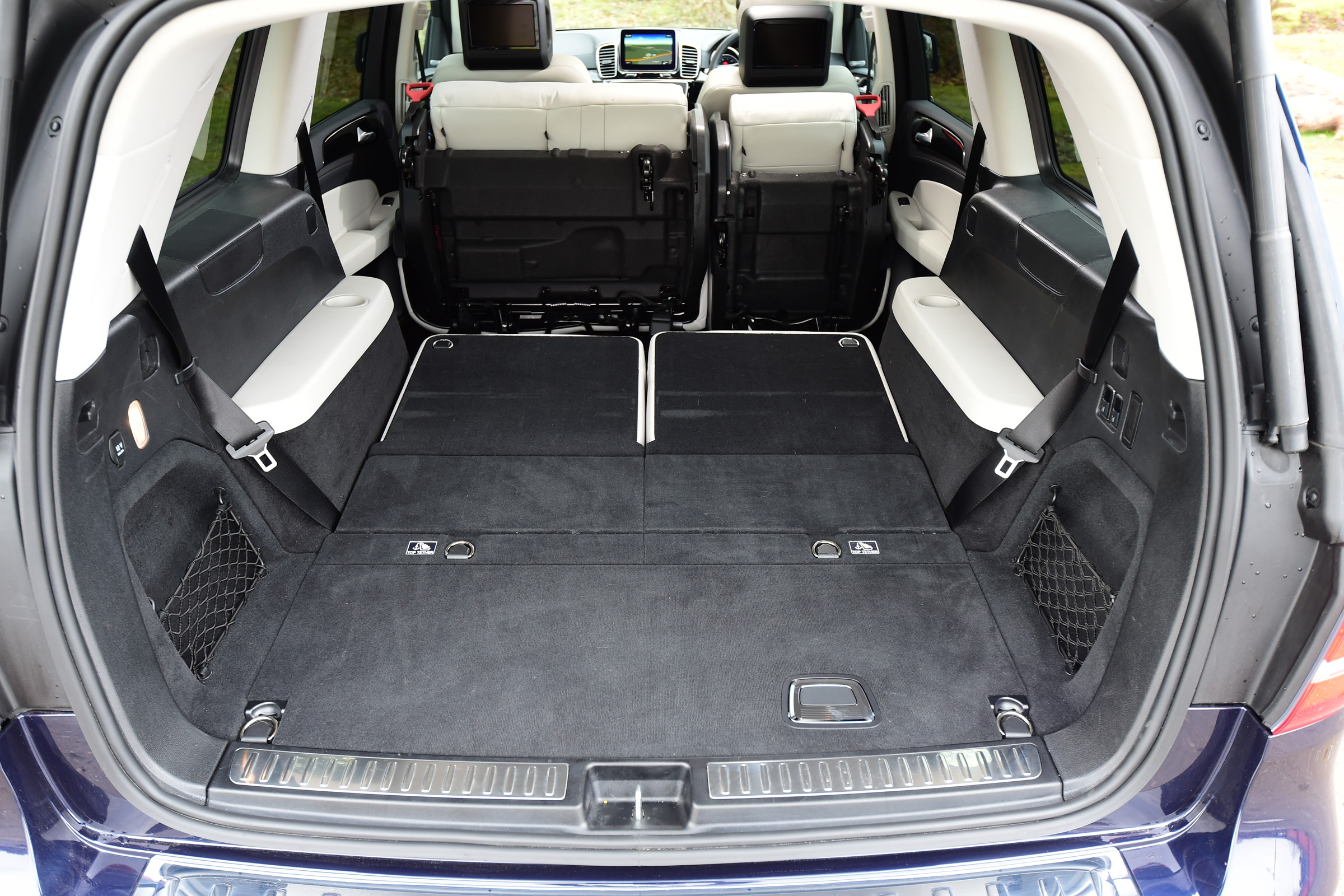 Mercedes GLS 350d AMG 2016 - boot